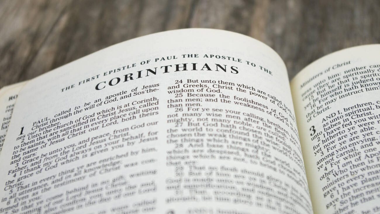 Corinthians 1 about apostle paul